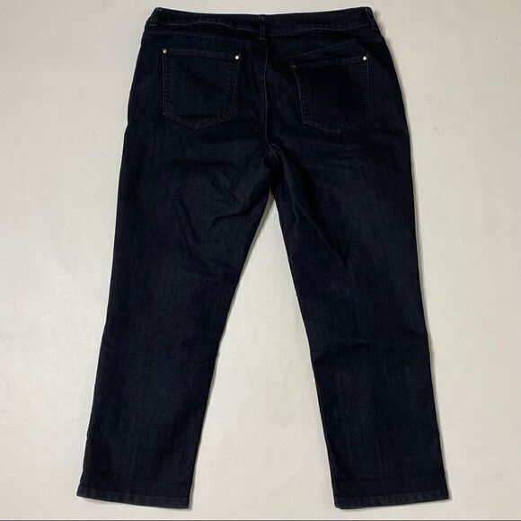 Chico’s | Platinum Ultimate Fit Denim Capri’s - Picture 5 of 7